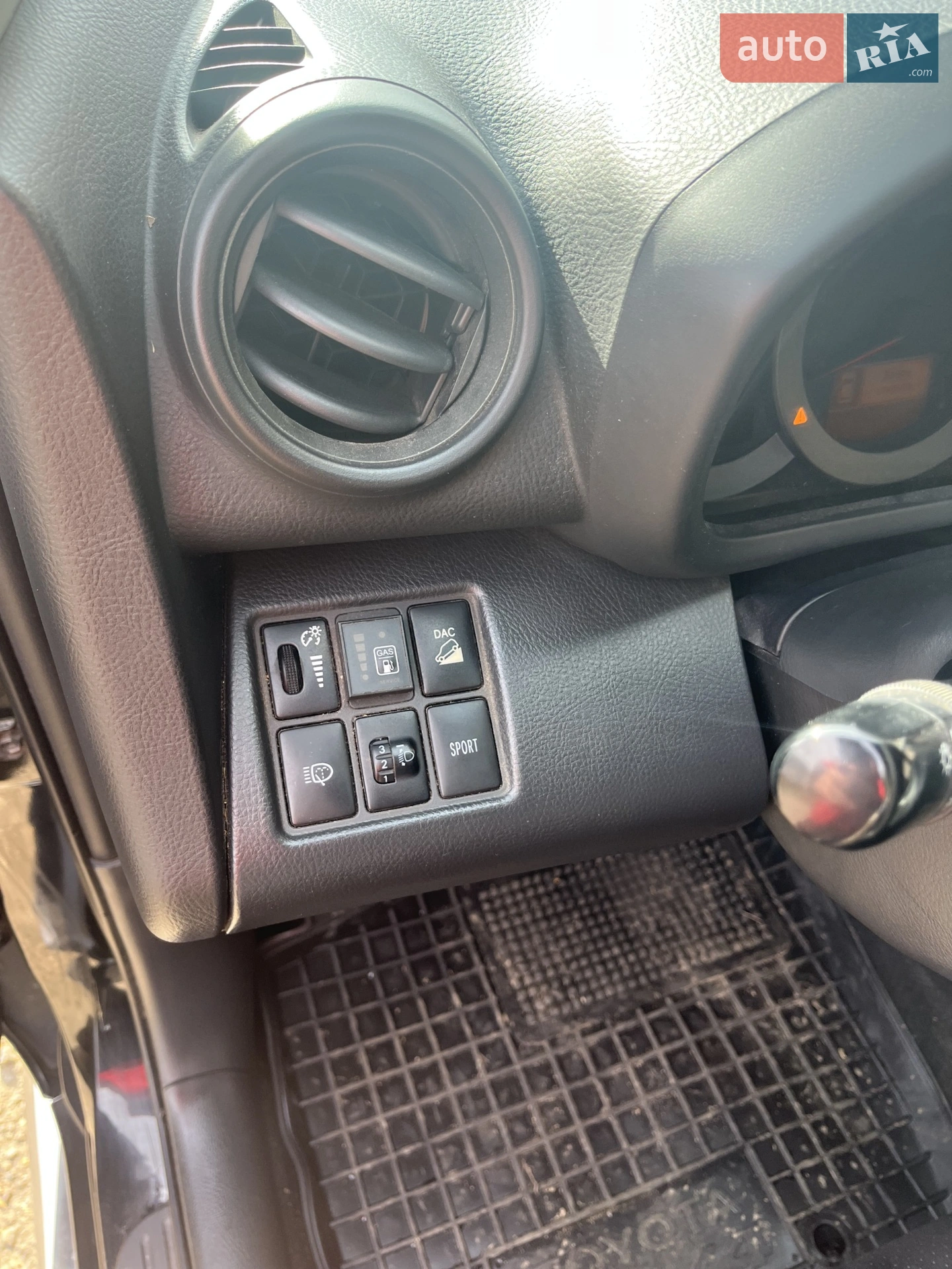 2011 Toyota RAV 4 - мініатюра 7