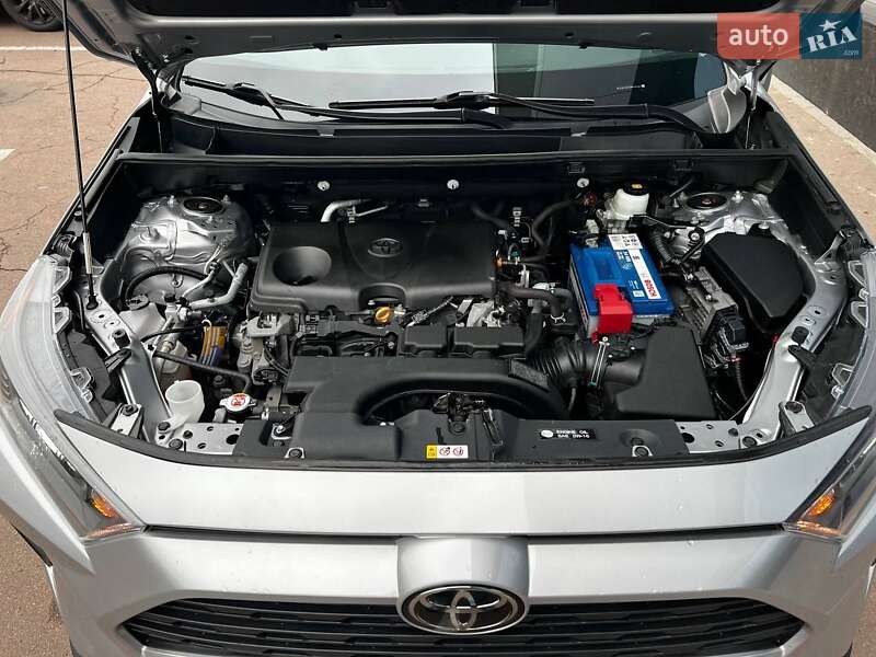 Внедорожник / Кроссовер Toyota RAV4 2021 в Киеве фото 25 Внедорожник / Кроссовер Toyota RAV4 2021 в Киеве