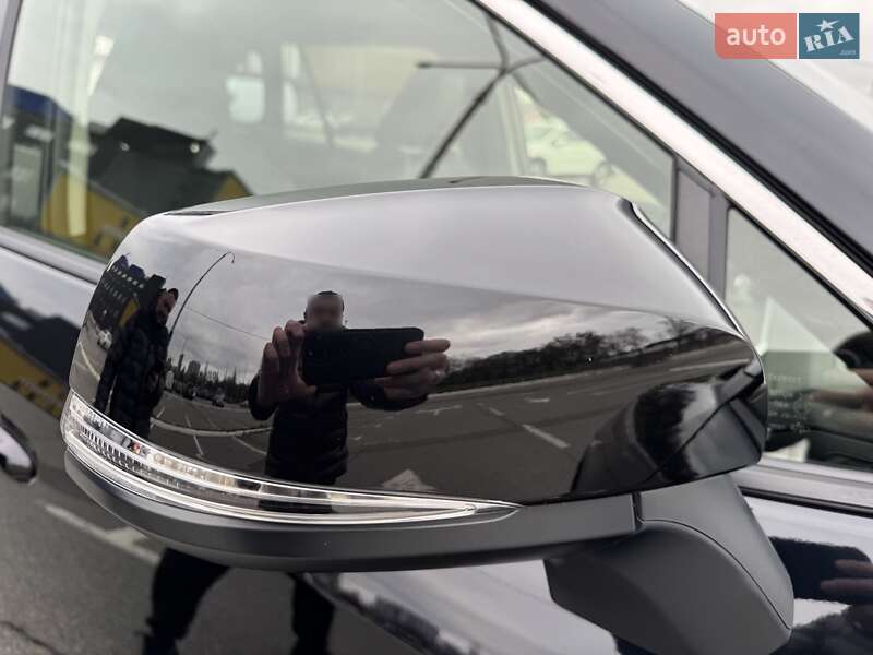 Позашляховик / Кросовер Toyota RAV4 2020 в Києві