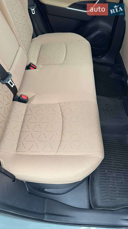 Внедорожник / Кроссовер Toyota RAV4 2022 в Киеве