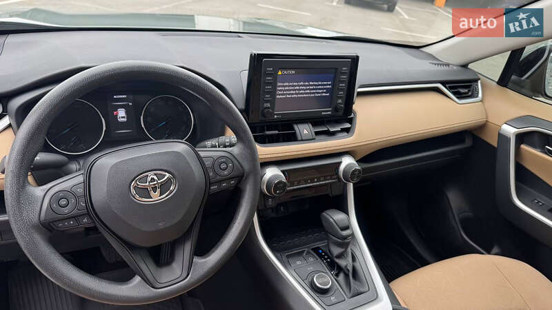 Внедорожник / Кроссовер Toyota RAV4 2022 в Киеве