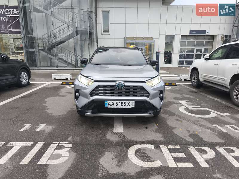 Внедорожник / Кроссовер Toyota RAV4 2019 в Киеве фото Внедорожник / Кроссовер Toyota RAV4 2019 в Киеве