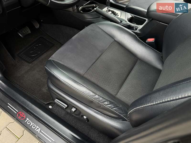 Внедорожник / Кроссовер Toyota RAV4 2016 в Одессе фото 48 Внедорожник / Кроссовер Toyota RAV4 2016 в Одессе