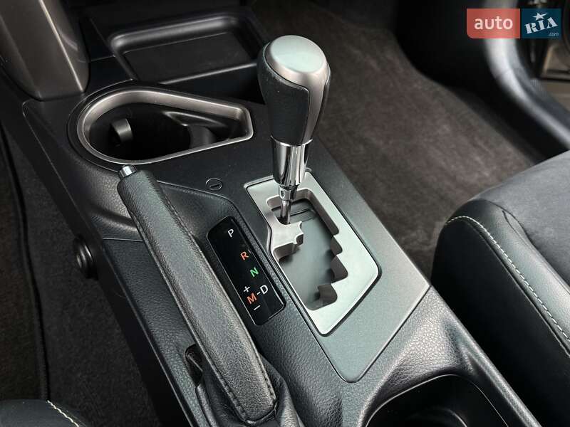 Внедорожник / Кроссовер Toyota RAV4 2016 в Одессе фото 67 Внедорожник / Кроссовер Toyota RAV4 2016 в Одессе