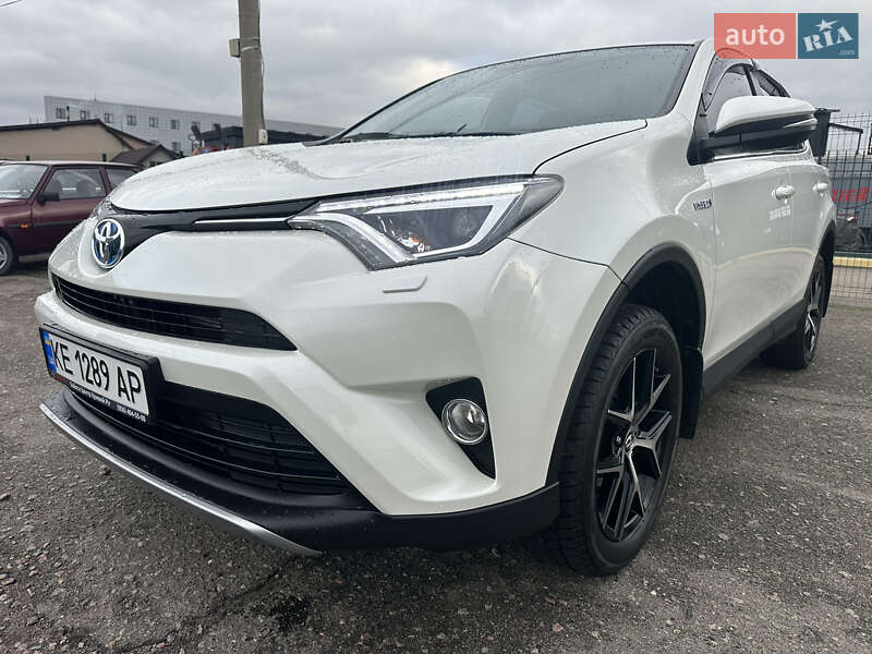 Внедорожник / Кроссовер Toyota RAV4 2016 в Киеве фото 2 Внедорожник / Кроссовер Toyota RAV4 2016 в Киеве