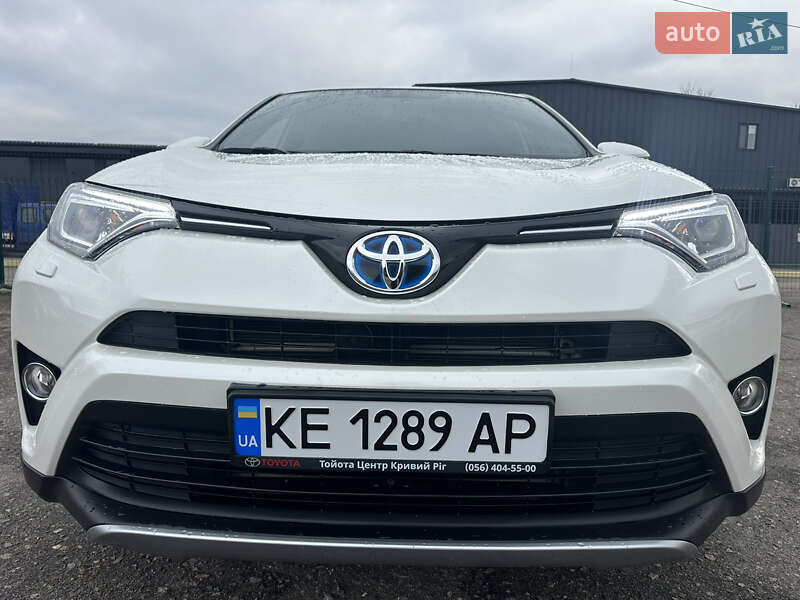 Внедорожник / Кроссовер Toyota RAV4 2016 в Киеве фото 4 Внедорожник / Кроссовер Toyota RAV4 2016 в Киеве