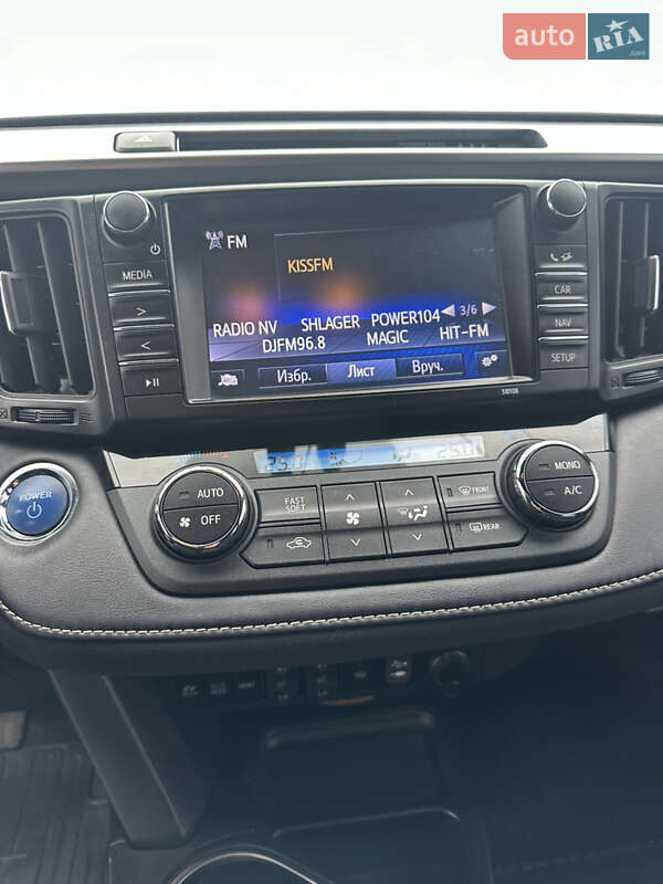 Внедорожник / Кроссовер Toyota RAV4 2016 в Киеве фото 23 Внедорожник / Кроссовер Toyota RAV4 2016 в Киеве