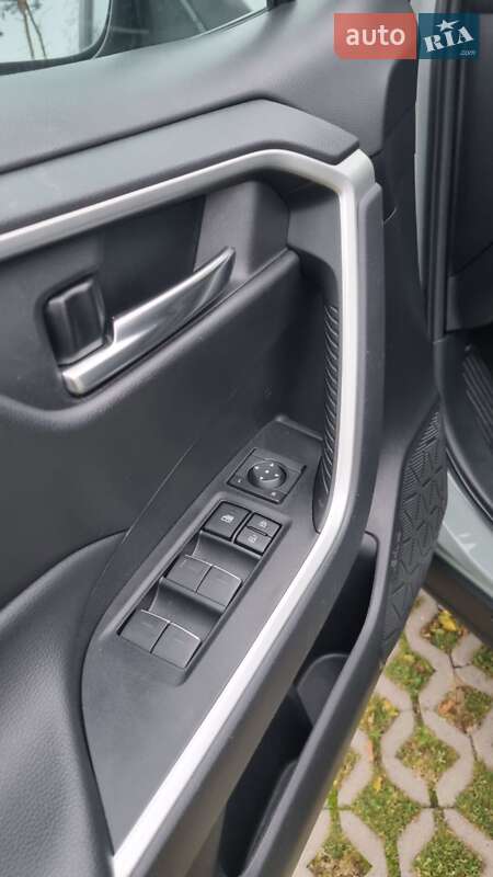 Внедорожник / Кроссовер Toyota RAV4 2022 в Харькове фото 13 Внедорожник / Кроссовер Toyota RAV4 2022 в Харькове