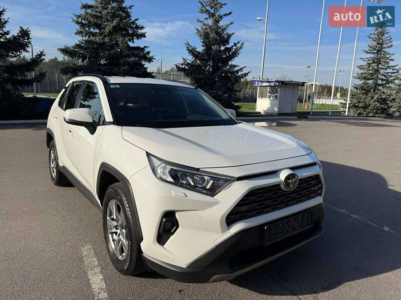 Внедорожник / Кроссовер Toyota RAV4 2022 в Киеве фото 3 Внедорожник / Кроссовер Toyota RAV4 2022 в Киеве