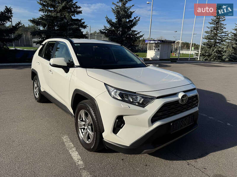 Внедорожник / Кроссовер Toyota RAV4 2022 в Киеве фото 15 Внедорожник / Кроссовер Toyota RAV4 2022 в Киеве