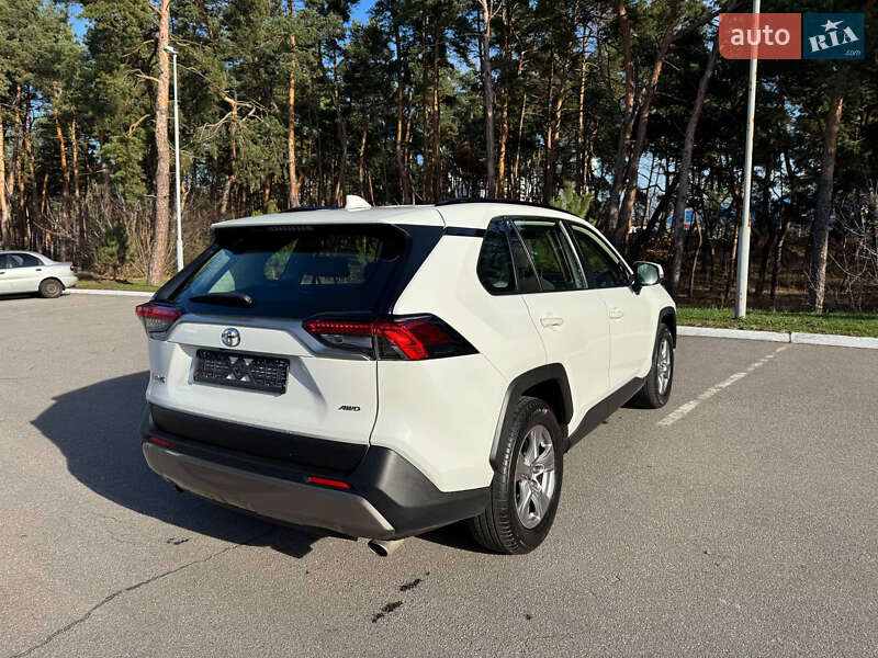 Внедорожник / Кроссовер Toyota RAV4 2022 в Киеве фото 18 Внедорожник / Кроссовер Toyota RAV4 2022 в Киеве