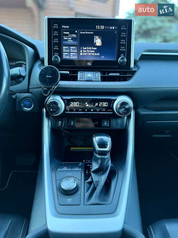 Позашляховик / Кросовер Toyota RAV4 2020 в Одесі