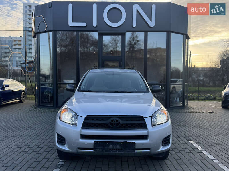 Позашляховик / Кросовер Toyota RAV4 2009 в Львові