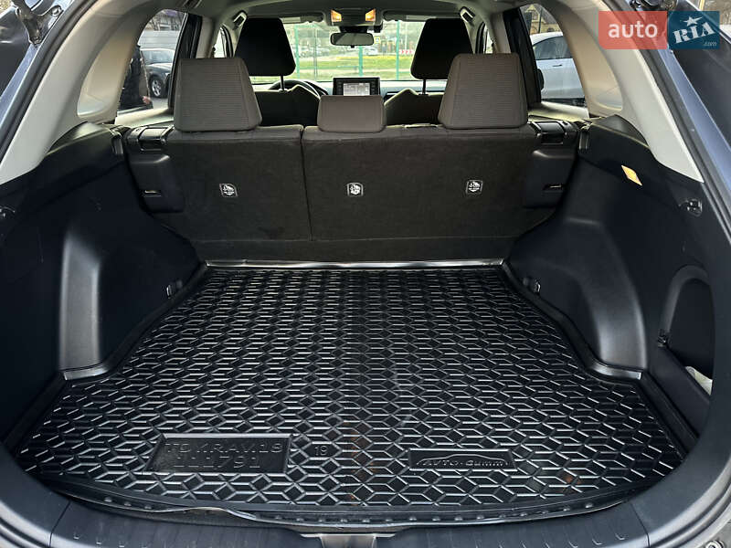 Внедорожник / Кроссовер Toyota RAV4 2019 в Шептицькому фото 19 Внедорожник / Кроссовер Toyota RAV4 2019 в Шептицькому