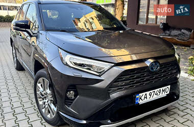 Позашляховик / Кросовер Toyota RAV4 2020 в Києві