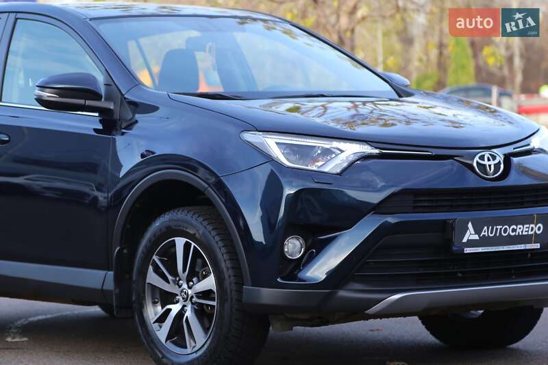Внедорожник / Кроссовер Toyota RAV4 2017 в Киеве фото 4 Внедорожник / Кроссовер Toyota RAV4 2017 в Киеве