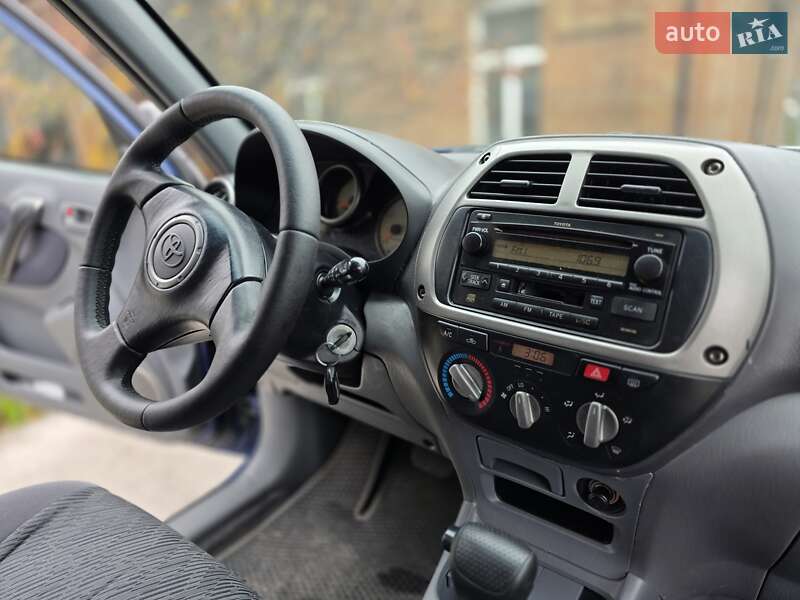 Внедорожник / Кроссовер Toyota RAV4 2003 в Бердичеве фото 2 Внедорожник / Кроссовер Toyota RAV4 2003 в Бердичеве