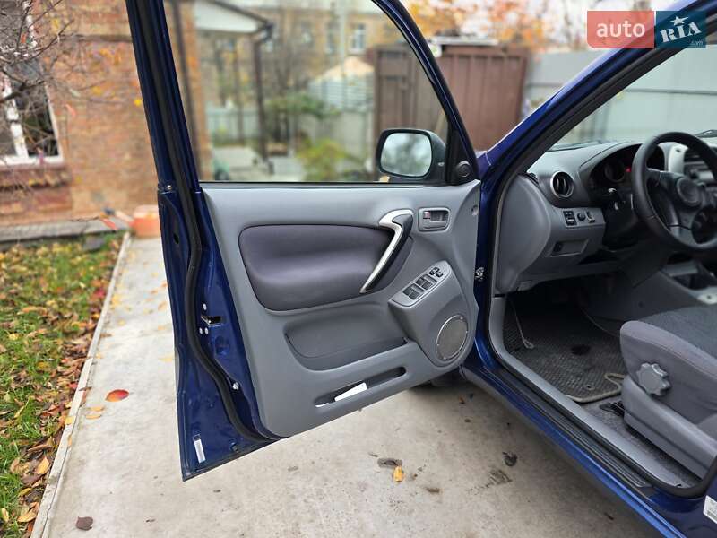 Внедорожник / Кроссовер Toyota RAV4 2003 в Бердичеве фото 22 Внедорожник / Кроссовер Toyota RAV4 2003 в Бердичеве