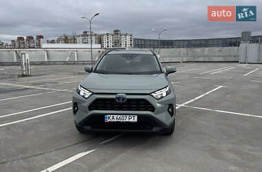 Внедорожник / Кроссовер Toyota RAV4 2023 в Киеве