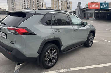 Внедорожник / Кроссовер Toyota RAV4 2023 в Киеве