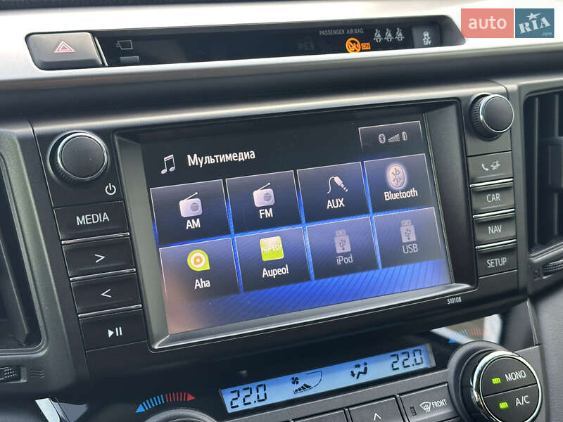 Внедорожник / Кроссовер Toyota RAV4 2017 в Киеве