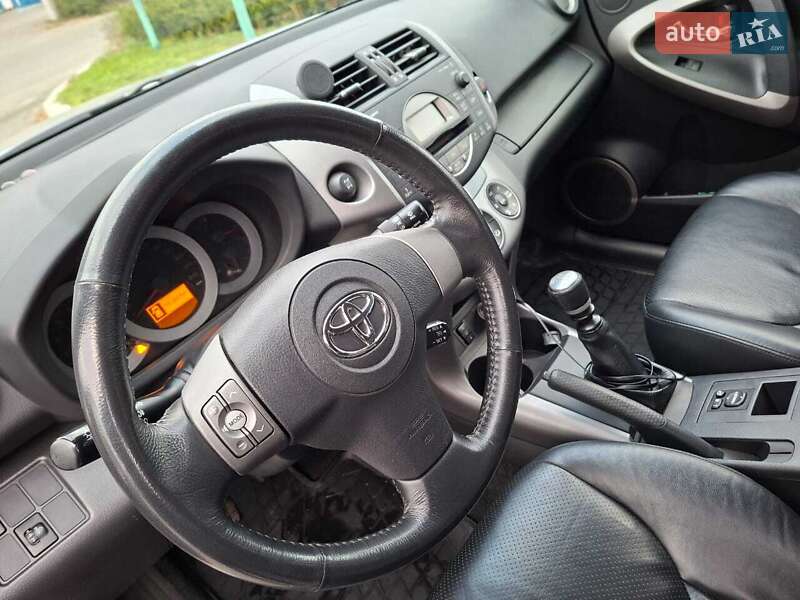 Внедорожник / Кроссовер Toyota RAV4 2006 в Харькове фото 8 Внедорожник / Кроссовер Toyota RAV4 2006 в Харькове