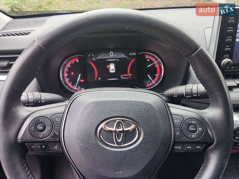 Внедорожник / Кроссовер Toyota RAV4 2019 в Киеве