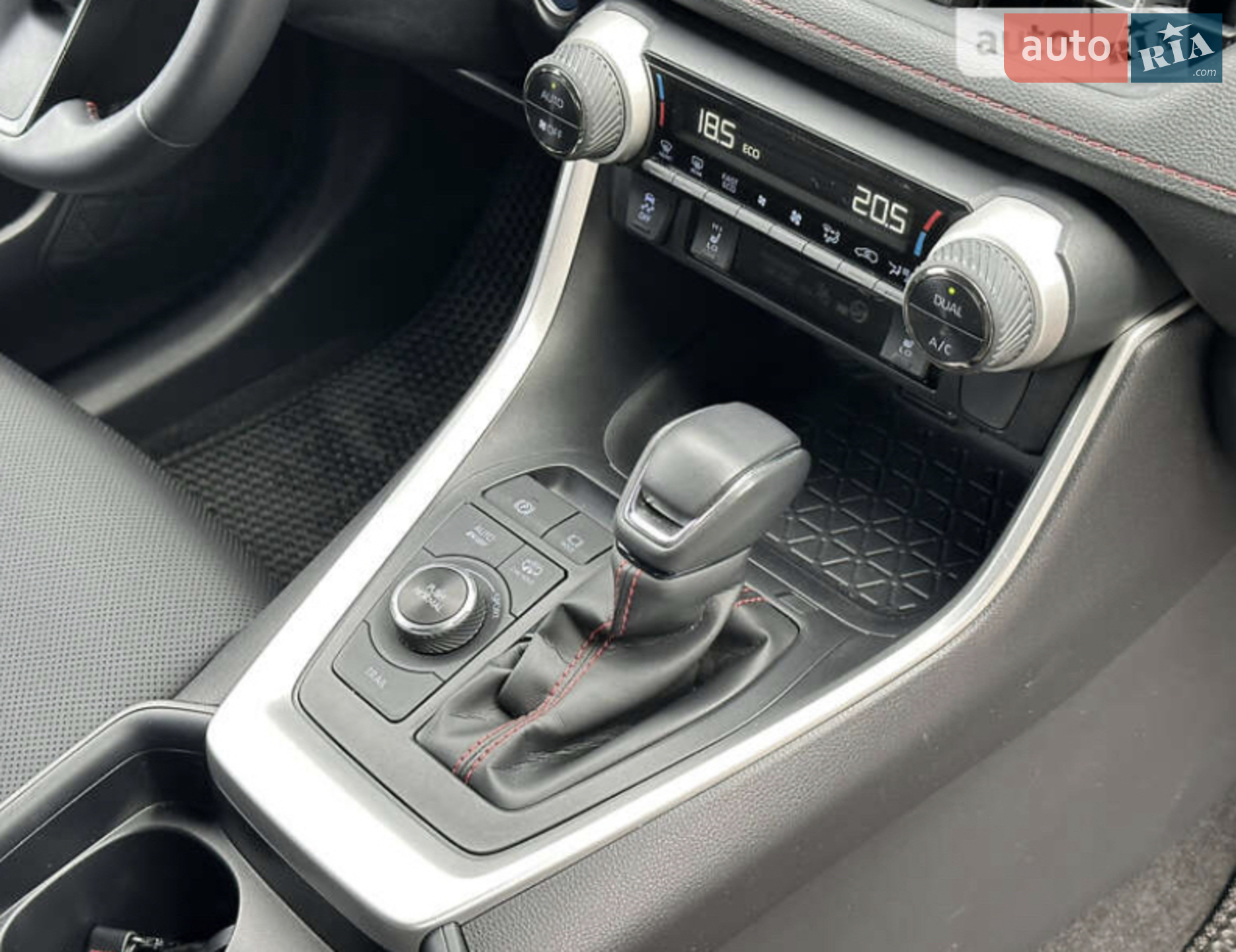 2021 Toyota RAV 4 - мініатюра 33