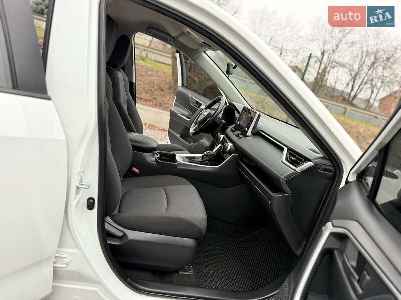 Внедорожник / Кроссовер Toyota RAV4 2020 в Виннице фото 33 Внедорожник / Кроссовер Toyota RAV4 2020 в Виннице