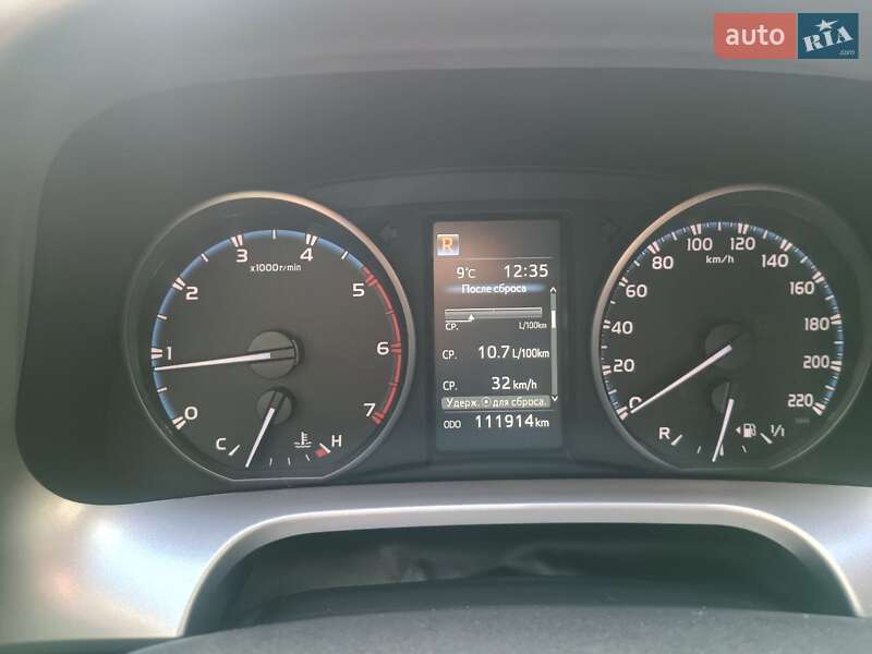 Позашляховик / Кросовер Toyota RAV4 2017 в Олександрії фото 3 Позашляховик / Кросовер Toyota RAV4 2017 в Олександрії