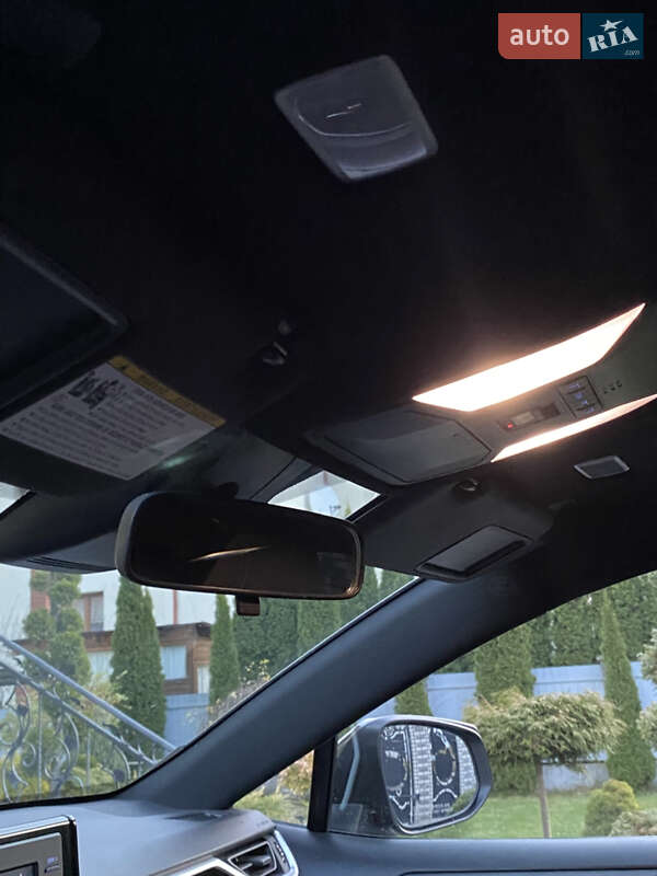 Внедорожник / Кроссовер Toyota RAV4 2022 в Самборе