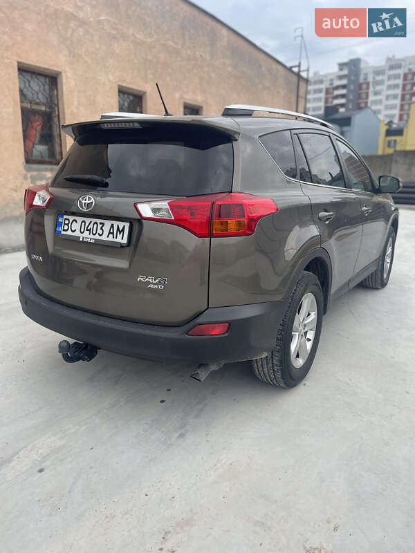 Внедорожник / Кроссовер Toyota RAV4 2013 в Львове