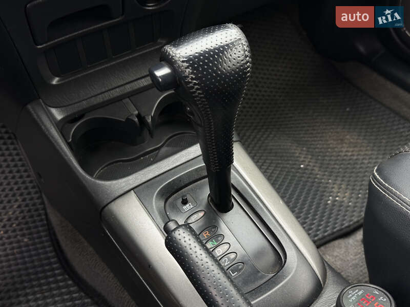 Позашляховик / Кросовер Toyota RAV4 2004 в Одесі фото 20 Позашляховик / Кросовер Toyota RAV4 2004 в Одесі