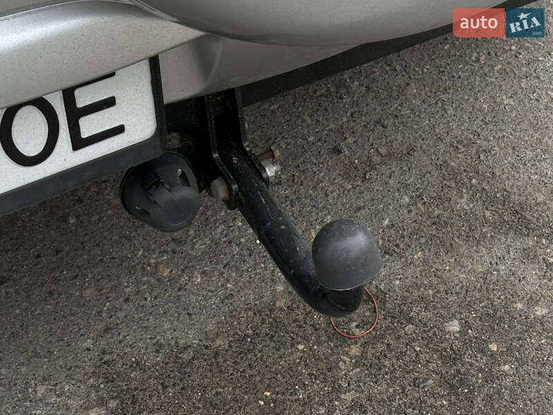 Позашляховик / Кросовер Toyota RAV4 2004 в Одесі фото 26 Позашляховик / Кросовер Toyota RAV4 2004 в Одесі