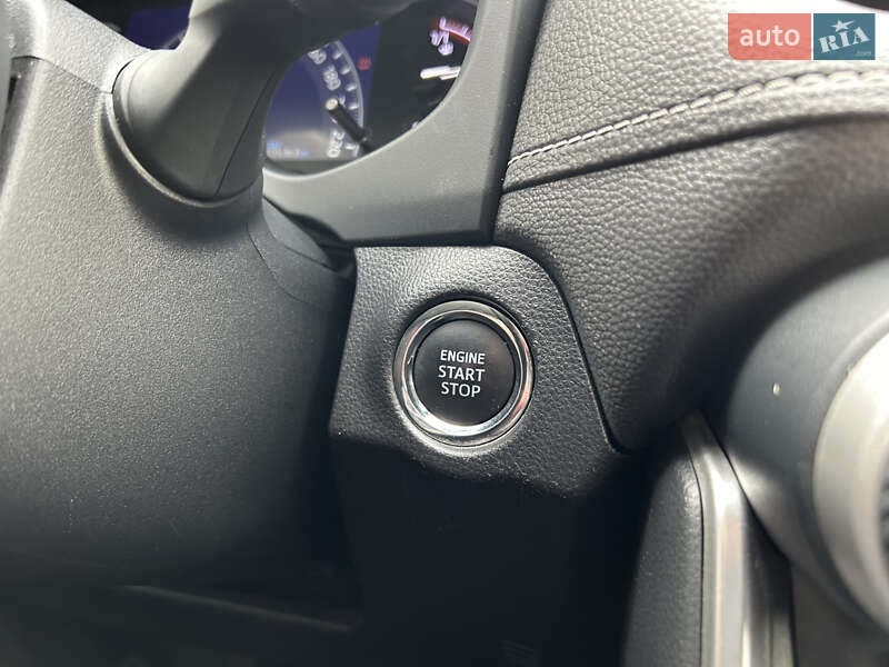 Внедорожник / Кроссовер Toyota RAV4 2019 в Тячеве