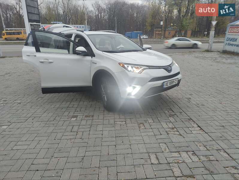 Toyota RAV4 2018
