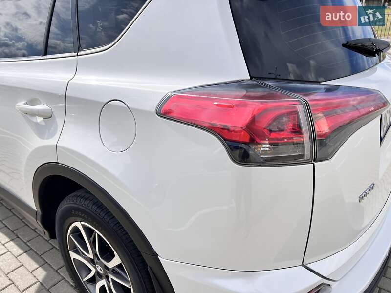 Внедорожник / Кроссовер Toyota RAV4 2018 в Нововолынске фото 38 Внедорожник / Кроссовер Toyota RAV4 2018 в Нововолынске