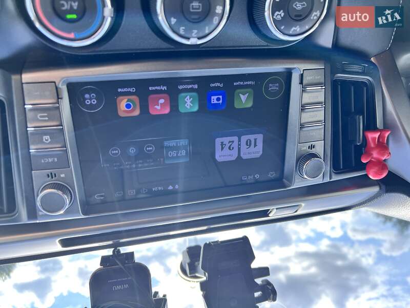 Внедорожник / Кроссовер Toyota RAV4 2018 в Нововолынске фото 43 Внедорожник / Кроссовер Toyota RAV4 2018 в Нововолынске