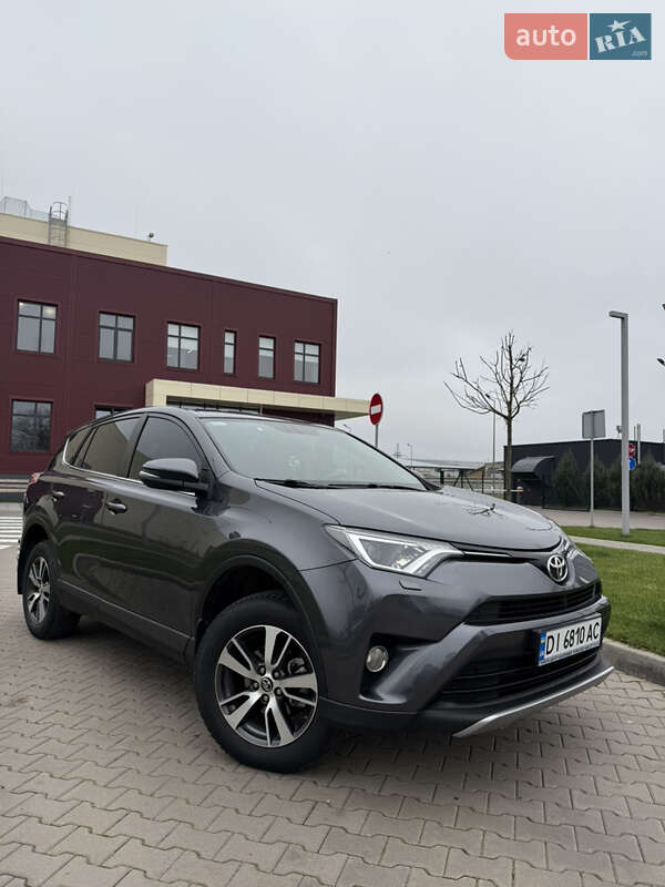 Toyota RAV4 2016