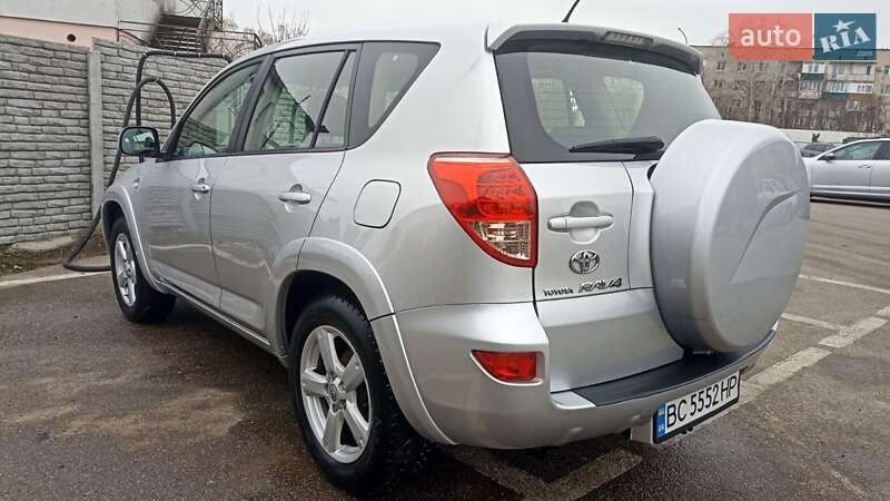 Внедорожник / Кроссовер Toyota RAV4 2006 в Каменке