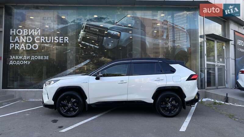 Внедорожник / Кроссовер Toyota RAV4 2020 в Одессе