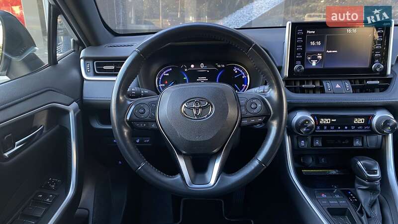 Внедорожник / Кроссовер Toyota RAV4 2020 в Одессе