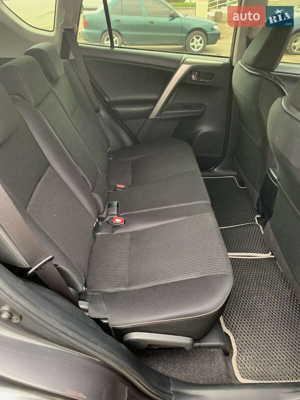 Внедорожник / Кроссовер Toyota RAV4 2013 в Одессе