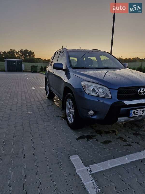 Позашляховик / Кросовер Toyota RAV4 2006 в Вінниці