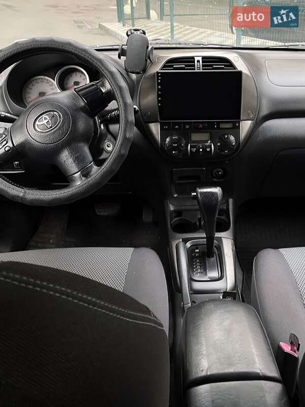 Внедорожник / Кроссовер Toyota RAV4 2004 в Киеве фото 7 Внедорожник / Кроссовер Toyota RAV4 2004 в Киеве