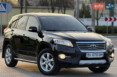 Внедорожник / Кроссовер Toyota RAV4 2010 в Кременчуге