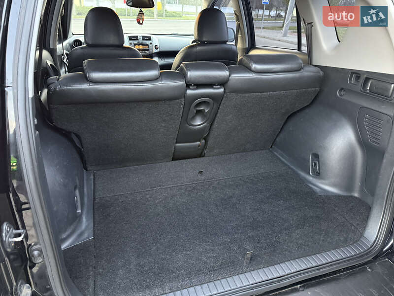 Внедорожник / Кроссовер Toyota RAV4 2010 в Кременчуге фото 17 Внедорожник / Кроссовер Toyota RAV4 2010 в Кременчуге