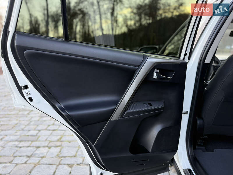 Внедорожник / Кроссовер Toyota RAV4 2013 в Киеве фото 26 Внедорожник / Кроссовер Toyota RAV4 2013 в Киеве