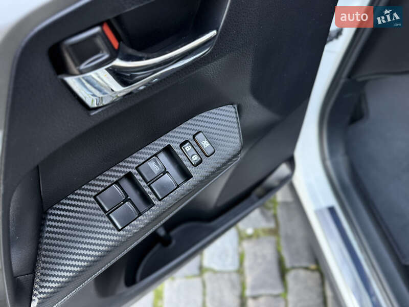 Внедорожник / Кроссовер Toyota RAV4 2013 в Киеве фото 32 Внедорожник / Кроссовер Toyota RAV4 2013 в Киеве