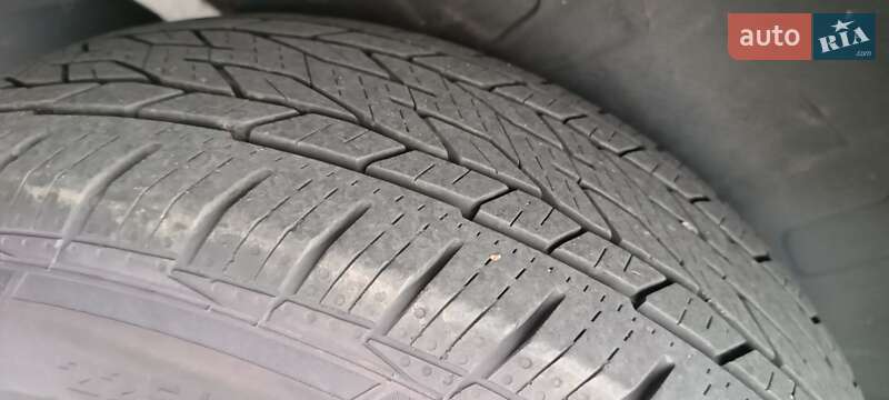 Внедорожник / Кроссовер Toyota RAV4 2005 в Львове